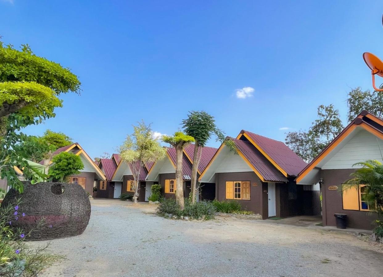 Bansuan Inthanon Resort -Classic House Чом Тхонг Экстерьер фото